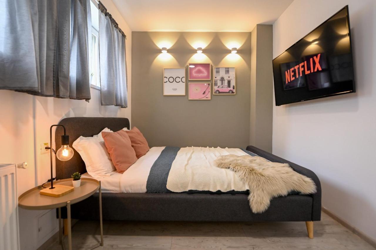 Splendid 2Br Apartment With Breathtaking Views Of Casa Poporului Bucharest Exterior photo